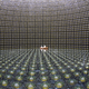 Ingenieros dentro del observatorio de neutrinos Super-Kamiokande
Foto: The Institute for Cosmic Ray Research of the University of Tokyo